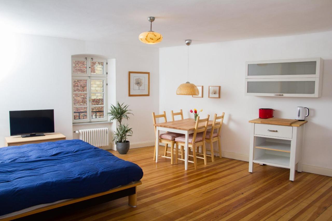 Gaestezimmer Mittelgasse Florsheim-Dalsheim ภายนอก รูปภาพ